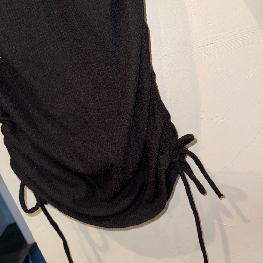 Black Ribbed Dress - Picture 3 of 4